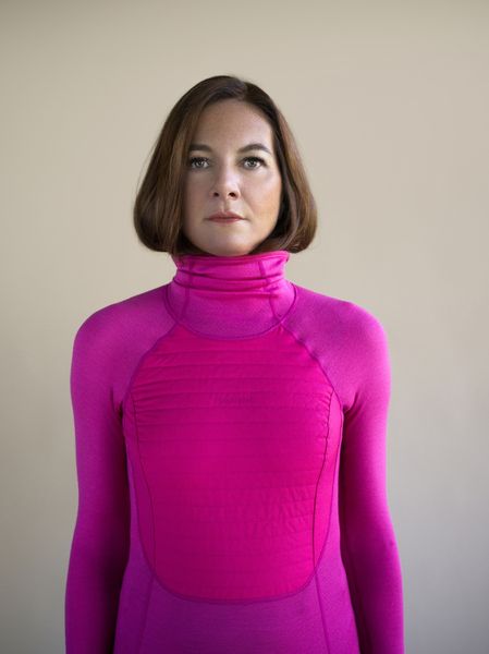 Porträtfoto von Isabella Russ, Photo Editor in Chief RED BULL Verlag